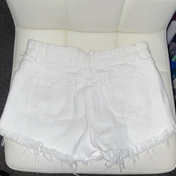 SHEIN White Distressed Jean Shorts - Picture 3 of 3